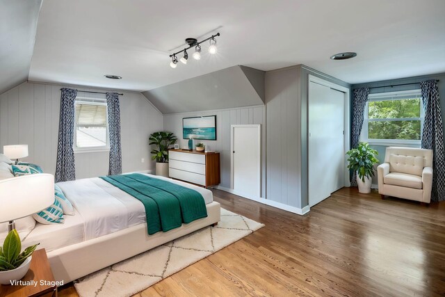 3218 Joffre Ave, Memphis, TN 38111 - bedroom featuring lofted ceiling and wood finished floors