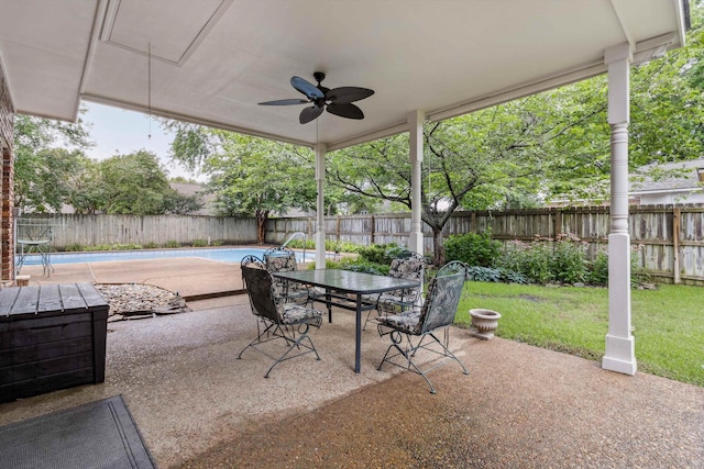 1231 Pinnacle Point Dr, Collierville, TN 38017 - fenced backyard with a ceiling fan, a patio, and outdoor dining area