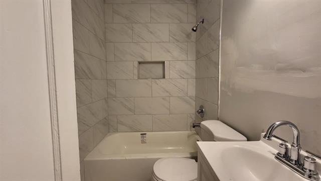 3499 Rockwood Ave, Memphis, TN 38122 - bathroom with  shower combination and vanity