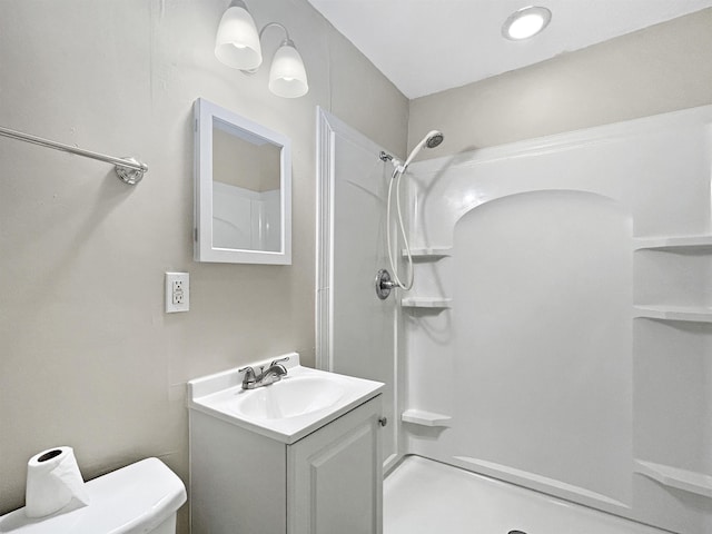 1644 N Graham St, Memphis, TN 38108 - bathroom featuring a shower and vanity