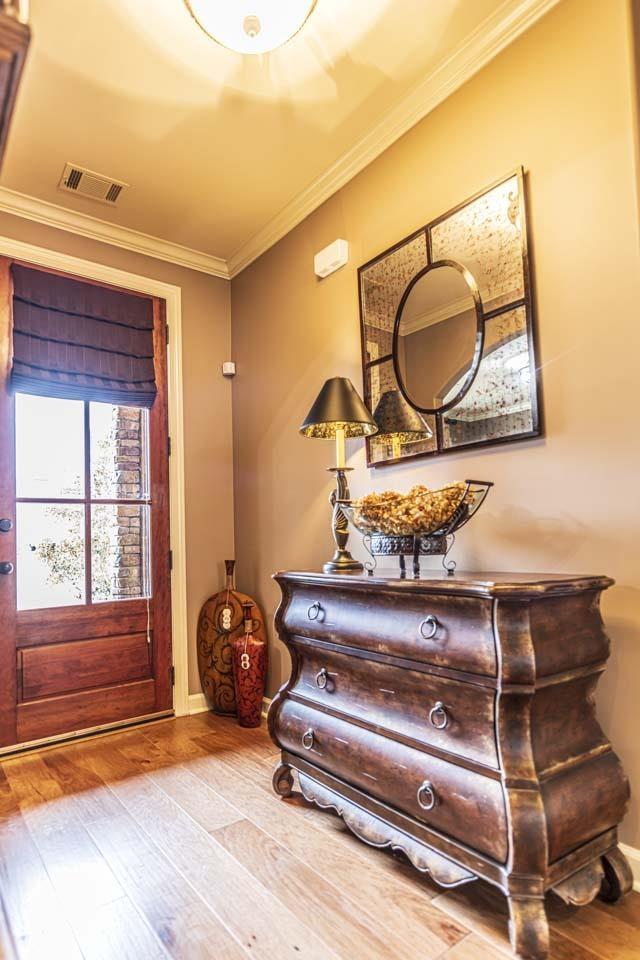 190 Links View Dr, Oakland, TN 38060 - foyer featuring crown molding and wood finished floors