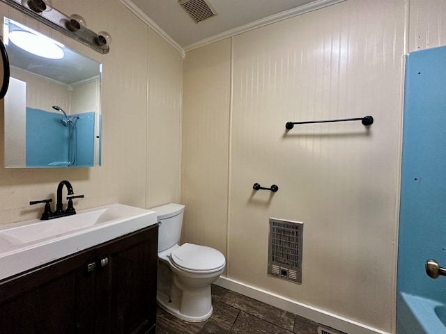 1790 Country Club Rd, Somerville, TN 38068 - full bathroom with heating unit, vanity, and crown molding