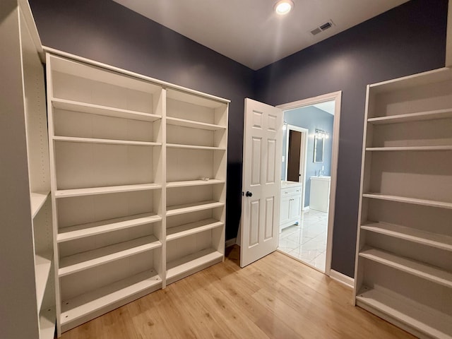 32 Foxchase Dr, Mason, TN 38049 - view of closet
