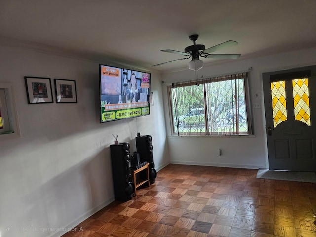 850 Angelina Pl, Memphis, TN 38122 - entryway with ceiling fan and crown molding