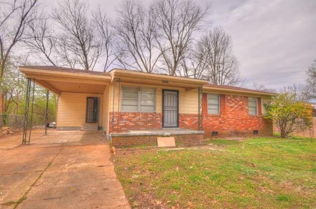 1424 S Perkins Rd, Memphis, TN 38117 - view of front facade featuring driveway, crawl space, brick siding, and a carport