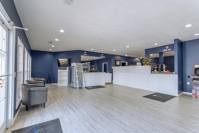 119 N 4th St, Selmer, TN 38375 - reception area featuring recessed lighting
