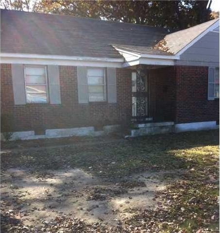 4309 Macon Rd, Memphis, TN 38122 - single story home featuring brick siding