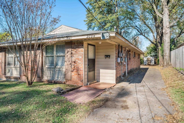 2092 Harbert Ave, Memphis, TN 38104 - view of front of house with brick siding