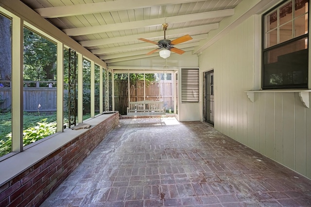 2067 Hallwood Dr, Memphis, TN 38107 - unfurnished sunroom featuring a ceiling fan