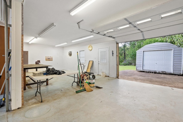 6500 State Line Rd, Tn, TN 38141 - view of garage