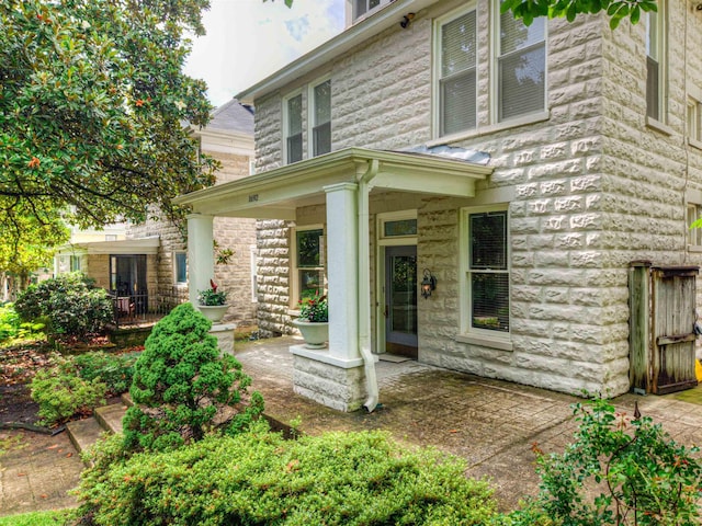 1692 Carruthers Pl, Memphis, TN 38112 - view of front facade