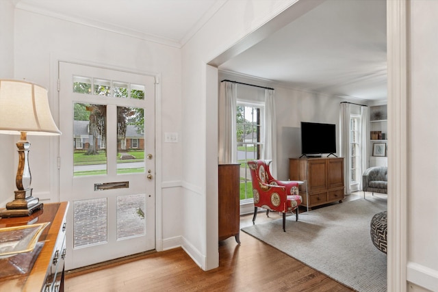 215 Belhaven St, Memphis, TN 38117 - entrance foyer with wood finished floors and crown molding
