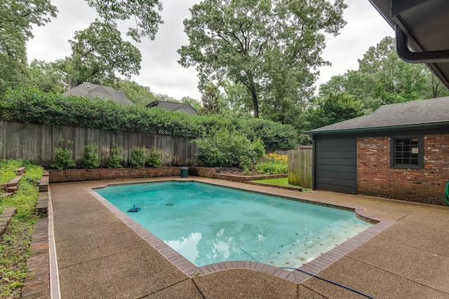 2030 Quail Creek Cv, Memphis, TN 38119 - view of swimming pool featuring a fenced backyard and a patio