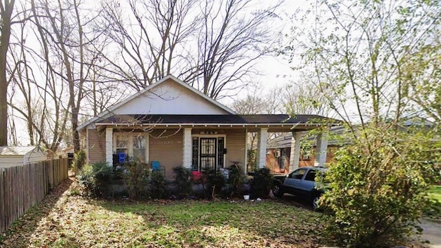969 Jehl Pl, Memphis, TN 38107 - bungalow with covered porch