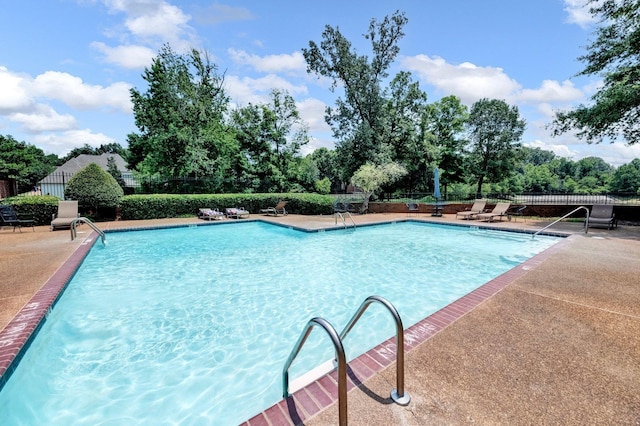 2671 Maple Grove Cv S, Germantown, TN 38139 - community pool featuring a patio area