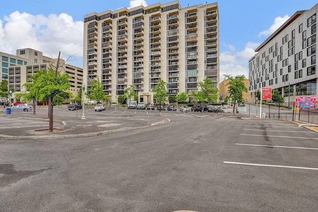200 Wagner Pl Unit 804, Memphis, TN 38103 - view of apartment building / complex featuring uncovered parking