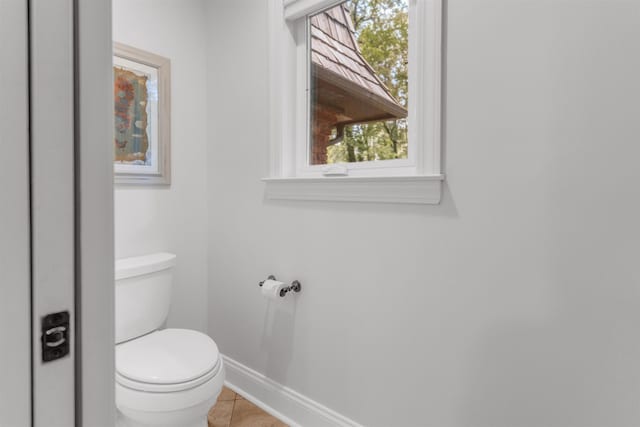 2004 Kirby Rd, Memphis, TN 38119 - bathroom with baseboards and tile patterned floors