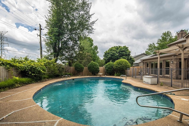 460 Jason Dr, Memphis, TN 38120 - view of swimming pool with a fenced backyard and a patio