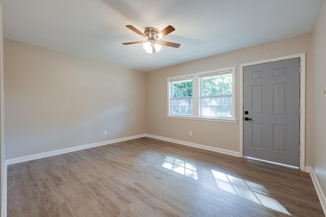 3292 Stella St, Memphis, TN 38127 - foyer entrance featuring ceiling fan and wood finished floors