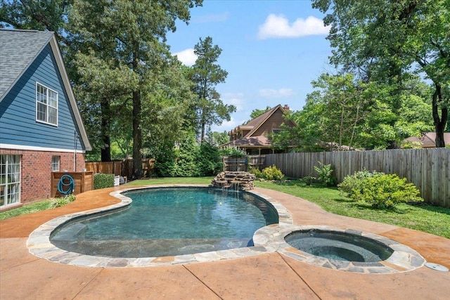 3760 Broadway Rd, Bartlett, TN 38135 - view of pool with an in-ground hot tub and a fenced backyard