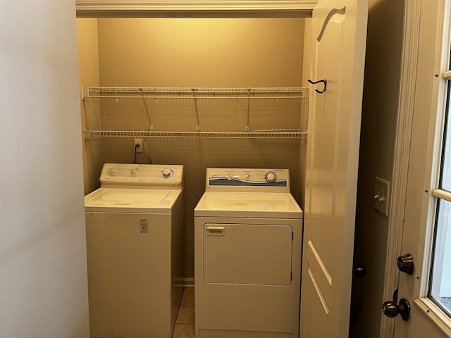 1182 Collierville-Arlington Rd, Collierville, TN 38017 - laundry area featuring washing machine and clothes dryer