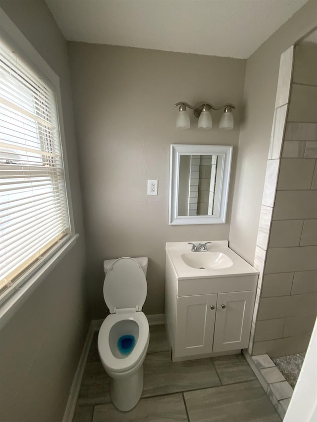 3560 Steele St, Memphis, TN 38127 - full bath with vanity and tiled shower