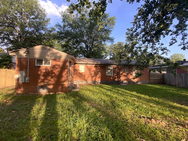 3560 Steele St, Memphis, TN 38127 - back of property featuring brick siding and crawl space
