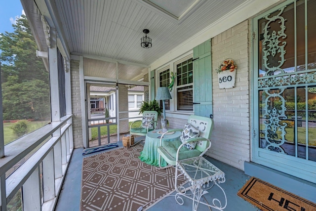 560 S Greer St, Memphis, TN 38111 - view of sunroom