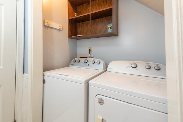 6942 Amberly Rd Unit 6942, Memphis, TN 38119 - laundry room with separate washer and dryer
