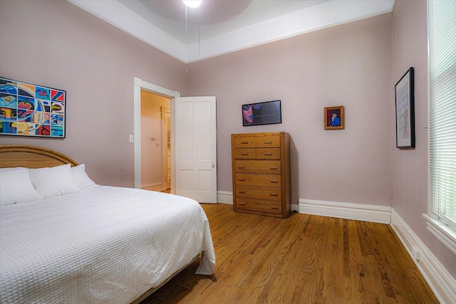 1785 Glenwood Pl, Memphis, TN 38104 - bedroom with light wood-style flooring and ceiling fan
