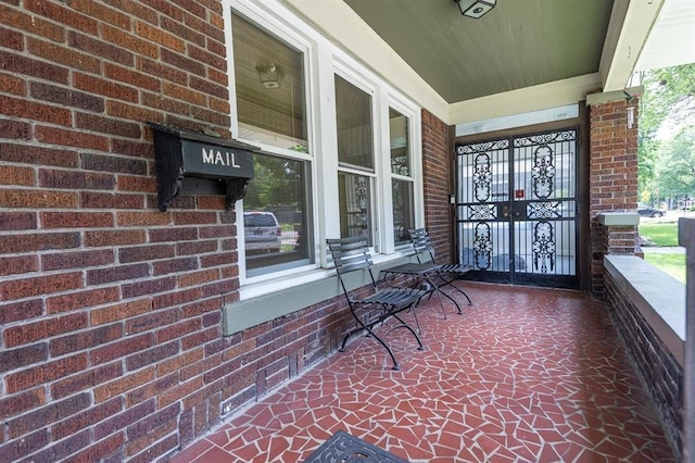 1622 Tutwiler Ave, Memphis, TN 38107 - view of porch