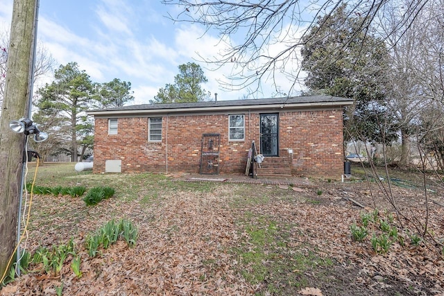 3806 Bluff Rd, Hernando, MS 38632 - rear view of house with brick siding