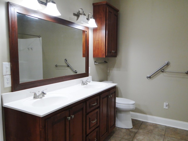 630 Ridgecrest Dr, Pope, MS 38658 - full bath featuring double vanity and tile patterned flooring