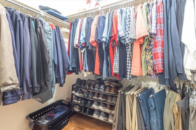 1506 Wolf Bend Rd, Germantown, TN 38138 - walk in closet with wood finished floors
