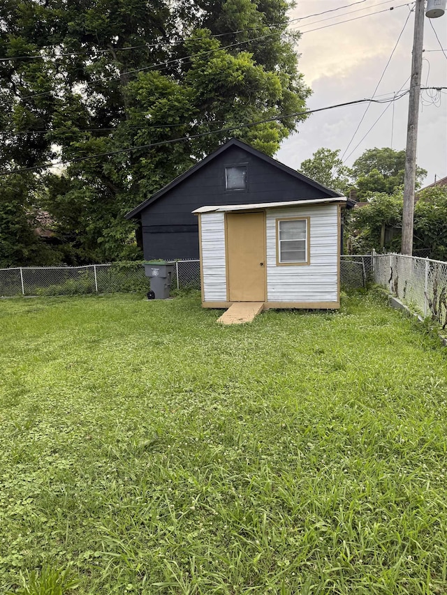 1493 Ragan St, Memphis, TN 38106 - view of shed with a fenced backyard