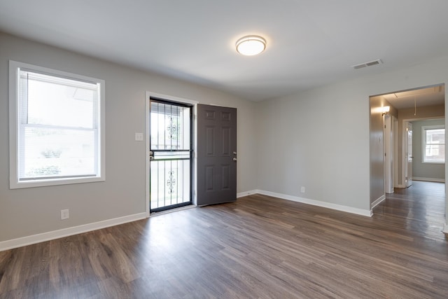4825 Verne Rd, Memphis, TN 38117 - foyer with dark wood-type flooring