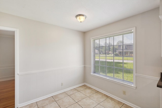 4338 Gardenview Dr, Memphis, TN 38116 - spare room with baseboards and light tile patterned floors