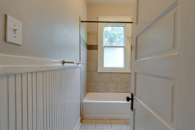 699 New York St, Memphis, TN 38104 - full bath with tile patterned flooring and shower / bath combination