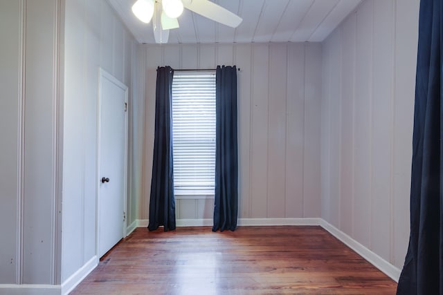 699 New York St, Memphis, TN 38104 - unfurnished room featuring wood finished floors and ceiling fan