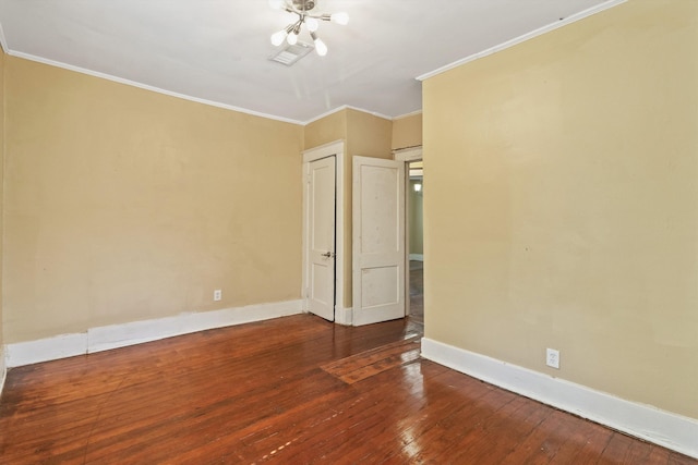 515 N Dunlap St, Memphis, TN 38105 - unfurnished room featuring hardwood / wood-style flooring and crown molding