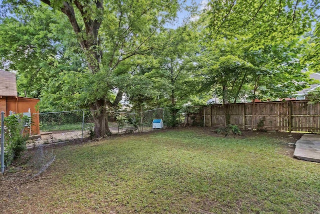 515 N Dunlap St, Memphis, TN 38105 - view of fenced backyard