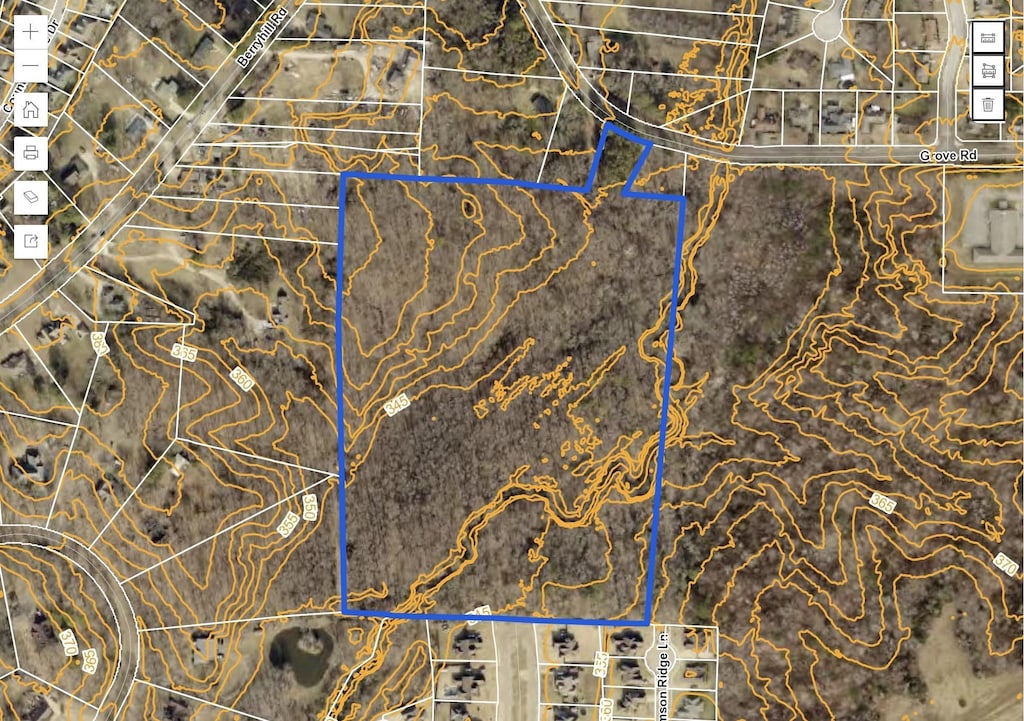9285 Grove Rd, Cordova, TN 38016