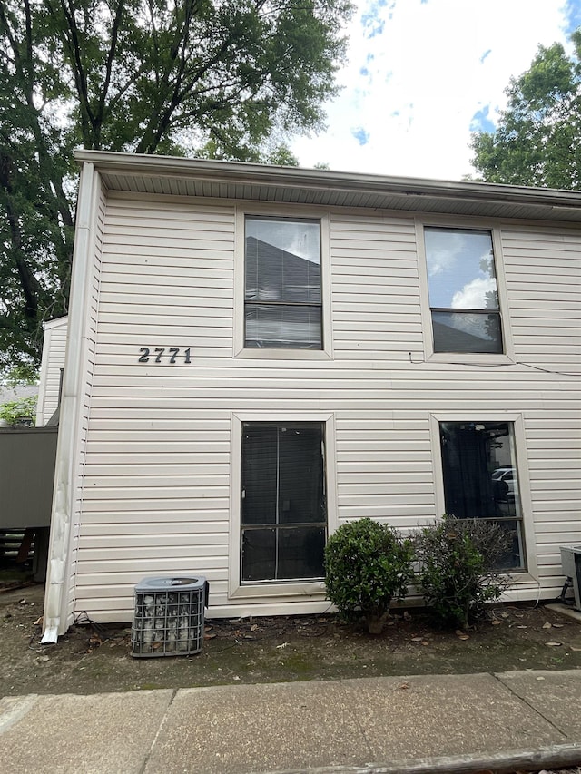 2771 Sonora Dr Unit 1, Memphis, TN 38115 - rear view of house