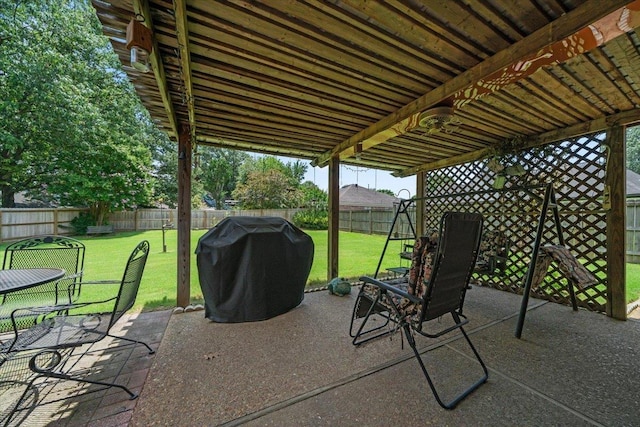 6445 Baird Ln, Bartlett, TN 38135 - fenced backyard with grilling area and a patio area
