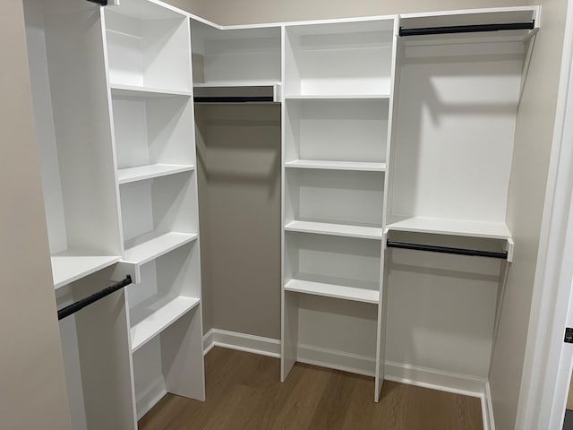 1998 Cloverdale Dr, Memphis, TN 38114 - spacious closet with dark wood-style flooring