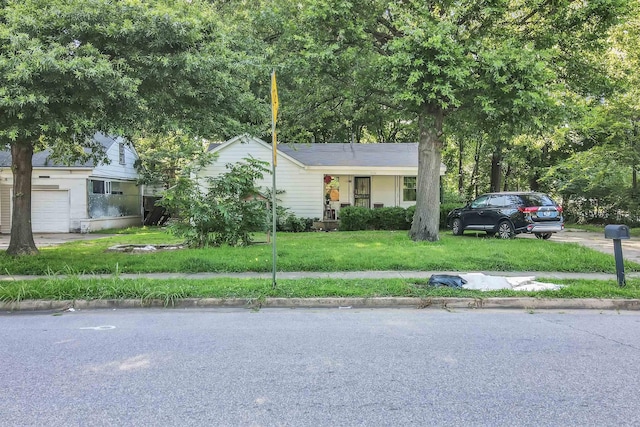 3176 Benjestown Rd, Memphis, TN 38127 - view of front of property featuring a front yard