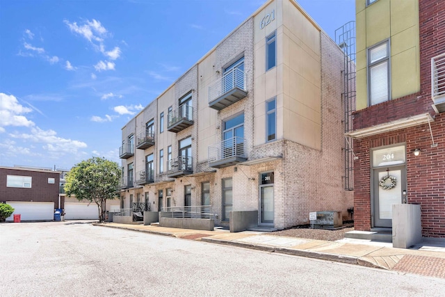 621 Denmark Dr Unit 201, Memphis, TN 38103 - view of building exterior