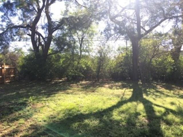 3092 Knightway St, Memphis, TN 38118 - view of green lawn
