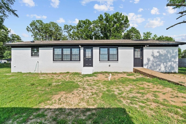 1169 Dovecrest Rd, Memphis, TN 38134 - ranch-style home with brick siding and a front yard