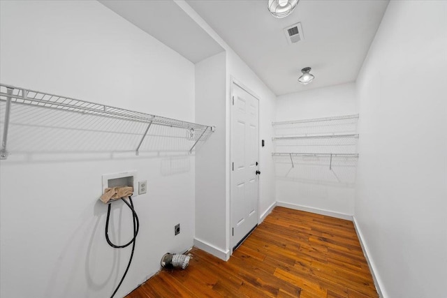 366 Casca Cv, Collierville, TN 38017 - laundry area featuring washer hookup and hardwood / wood-style flooring